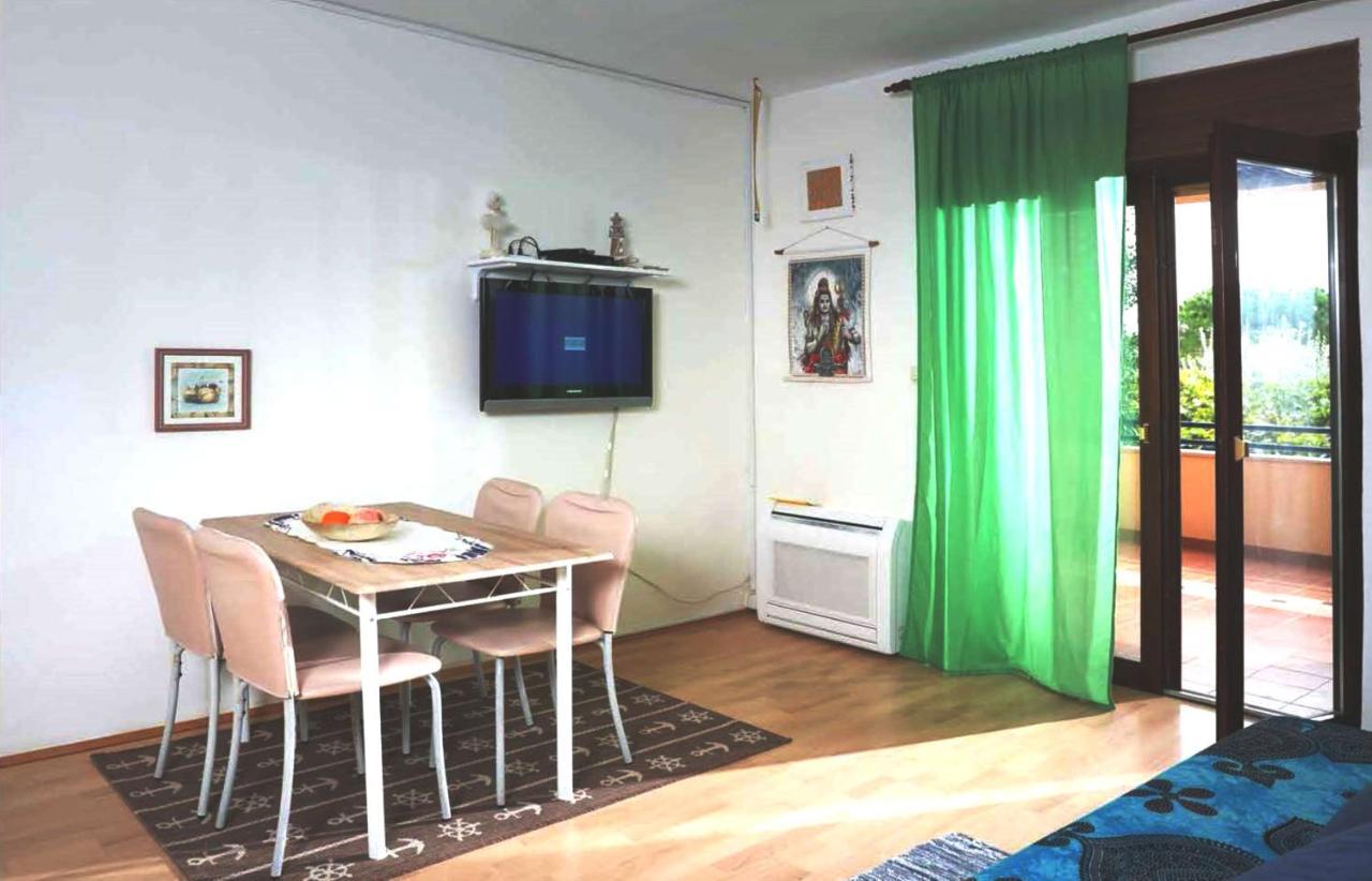 רוביני Linea Mare Apartment מראה חיצוני תמונה