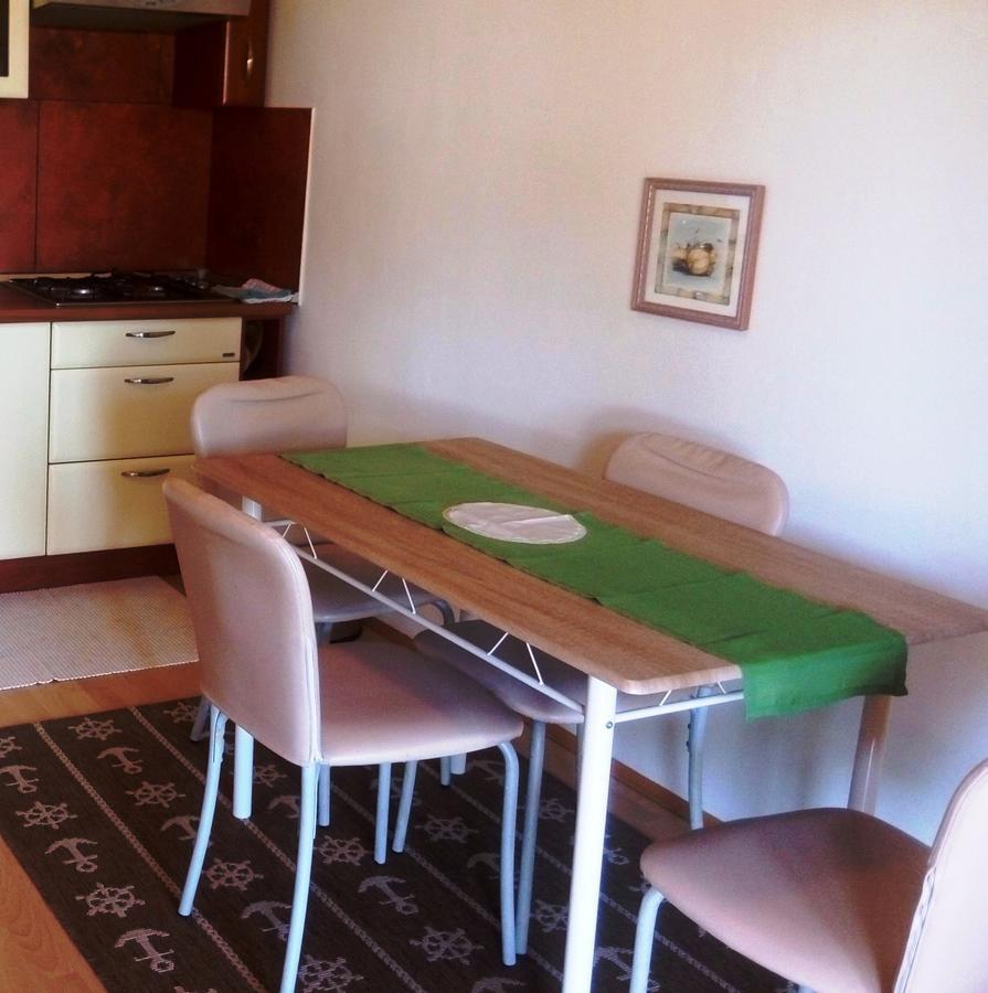 רוביני Linea Mare Apartment מראה חיצוני תמונה