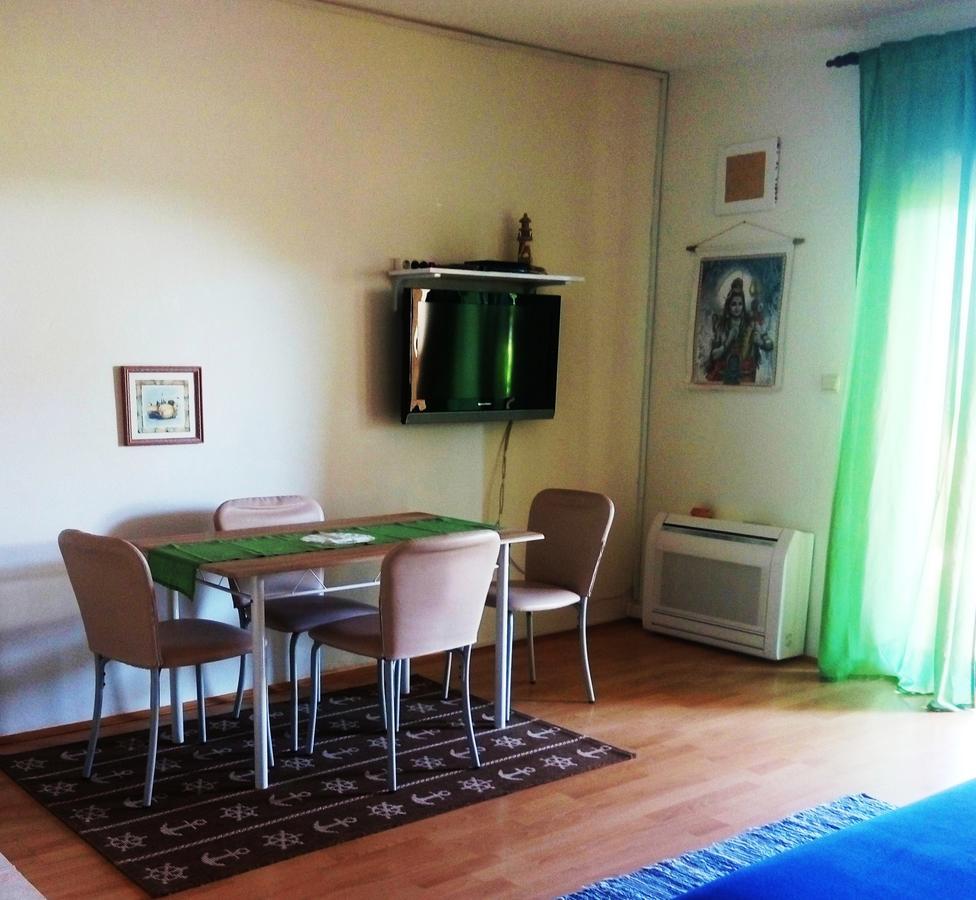 רוביני Linea Mare Apartment מראה חיצוני תמונה